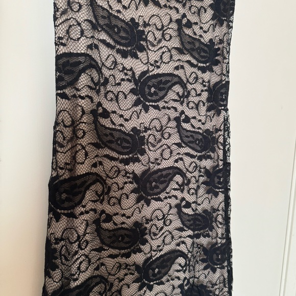 Misope lace mini dress with slip - Picture 2 of 6